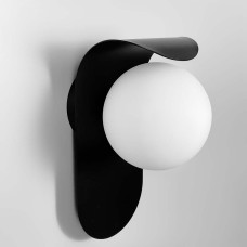 Бра із білим плафоном у чорному корпусі 25х12 см | Арт. W 083/1 BK | Line F