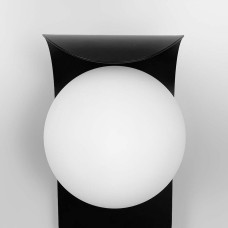 Бра із білим плафоном у чорному корпусі 25х12 см | Арт. W 083/1 BK | Line F