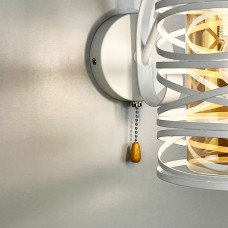 Белое металлическое бра Лофт в корпусе 25х16 см с янтарным плафоном | Line F | Арт. 8190/1W WT+AM 