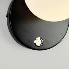 Бра Arcola в минималистичном черном корпусе 15х13 см | Line F | Арт. WJ56/1 BK 