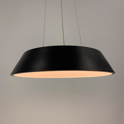 Підвісний LED світильник в чорному корпусі Line.F 12107 P BK