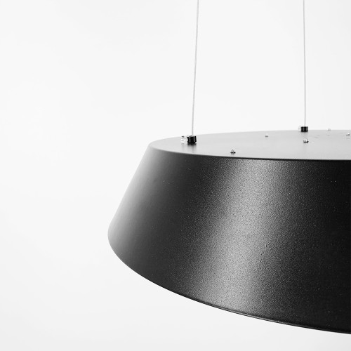 Підвісний LED світильник в чорному корпусі Line.F 12107 P BK